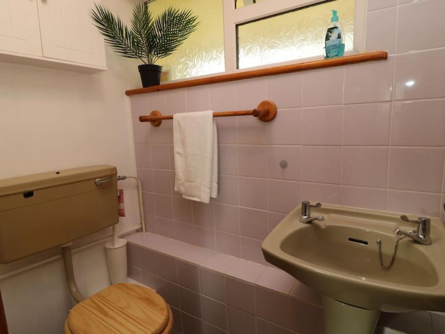 Cheerful Spacious 2 Bedroom Holiday Home St Anns 12 Gunnislake Exterior photo